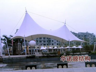 膜結(jié)構(gòu)建筑廣場(chǎng)